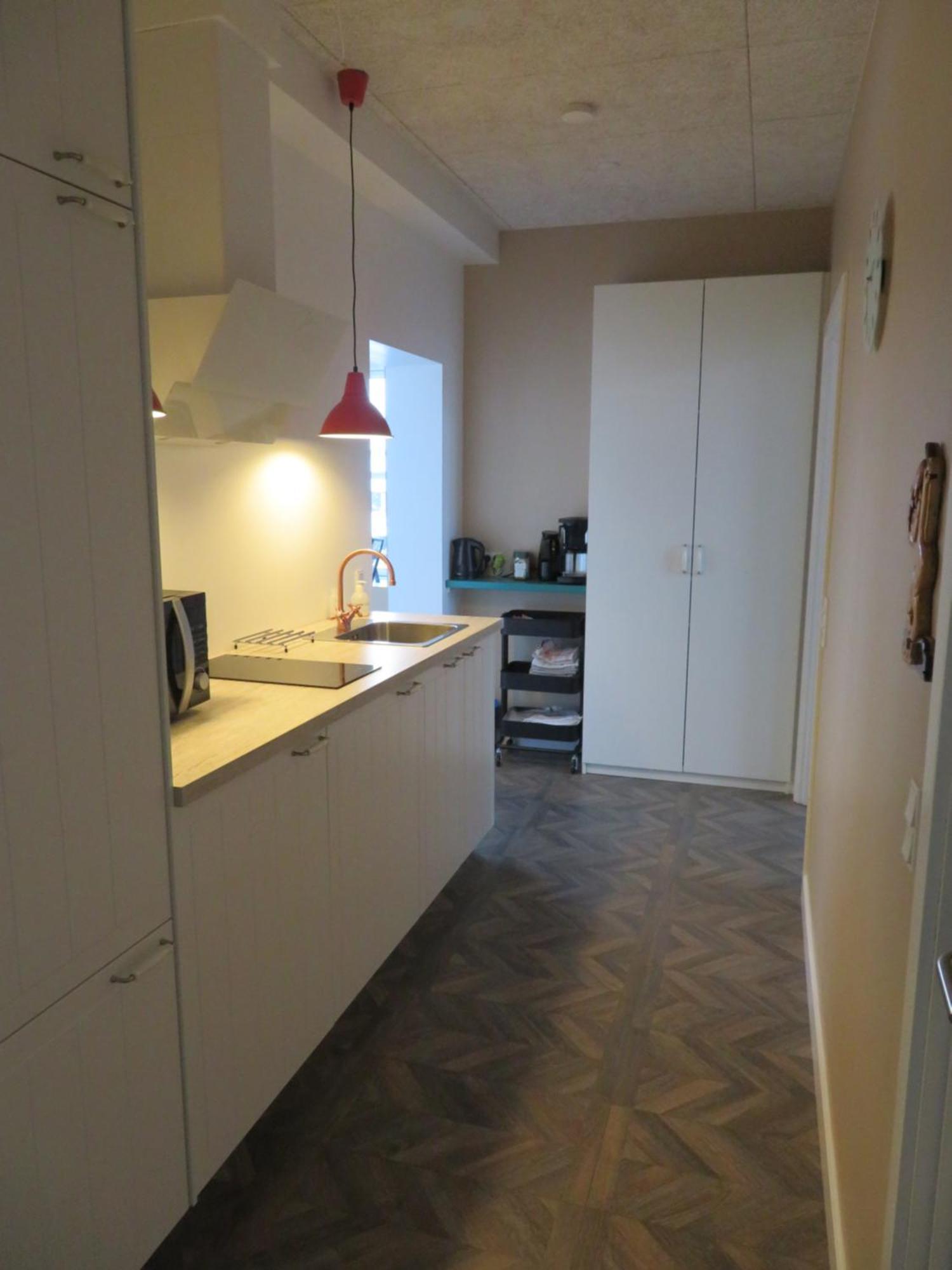 Den Lille Skole - Ferie Pa Aero I Marstal By - Vaerelser Hotel ภายนอก รูปภาพ